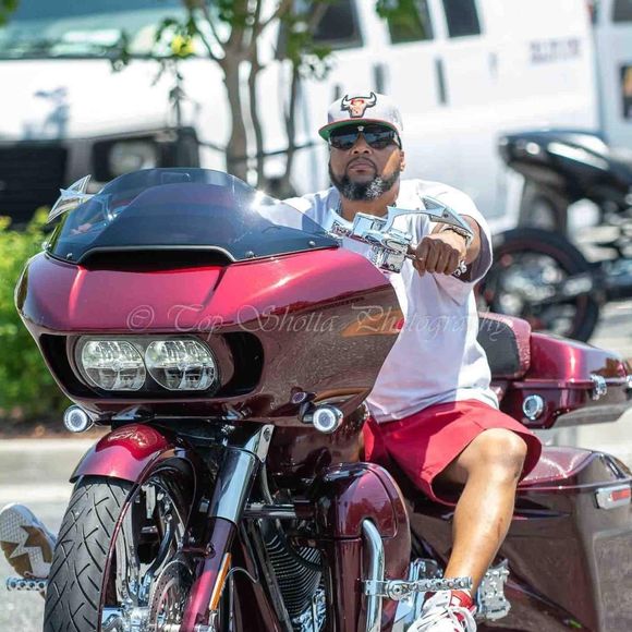 Meet your Posher, Jonathan - Picture 1 of 1